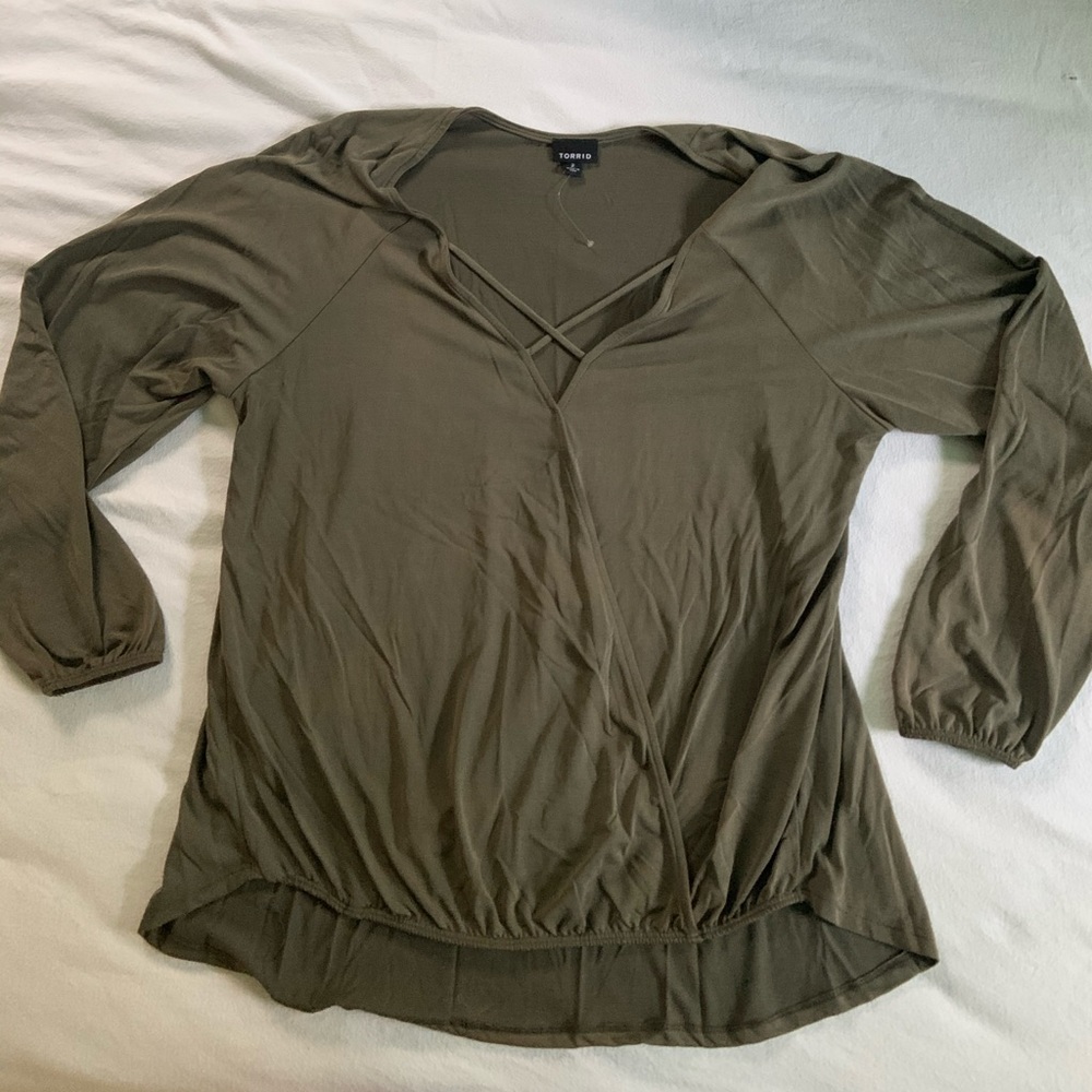 Torrid size 2 blouse shirt